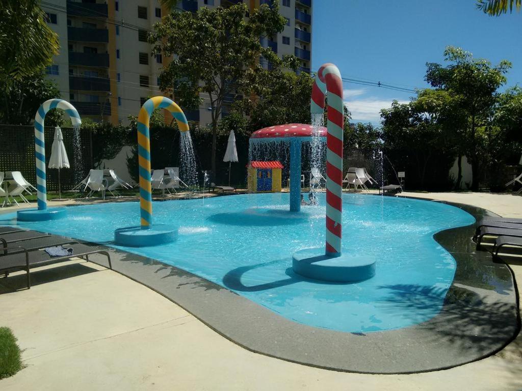 Le Jardin Hotel Com Promocao Em Outros Parques Калдас Новас Екстериор снимка